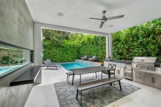 4675 NE 2nd Ave in Miami, FL - Foto de edificio - Building Photo