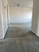 2402 Sunset Blvd in Steubenville, OH - Building Photo - Building Photo