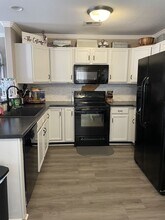 108 1/2 Riverview Dr in Clarksville, TN - Building Photo - Building Photo