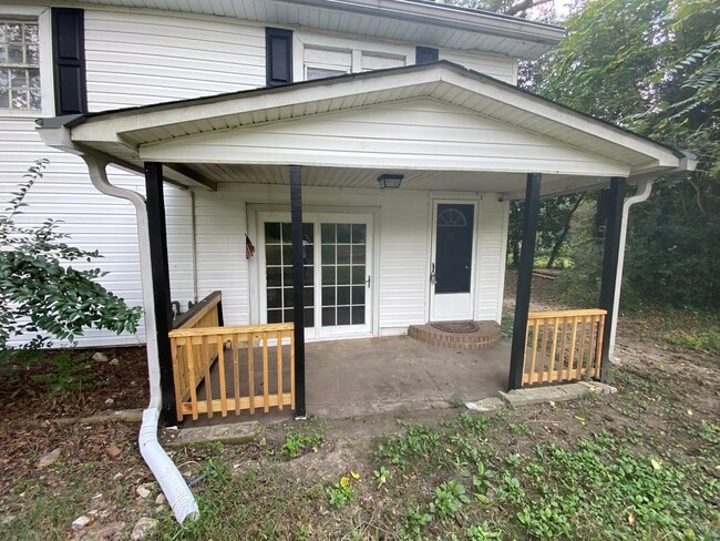 23 Central Ave in Honea Path, SC - Building Photo - Building Photo