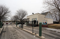 Inglis Gardens at Eastwick in Philadelphia, PA - Foto de edificio - Building Photo