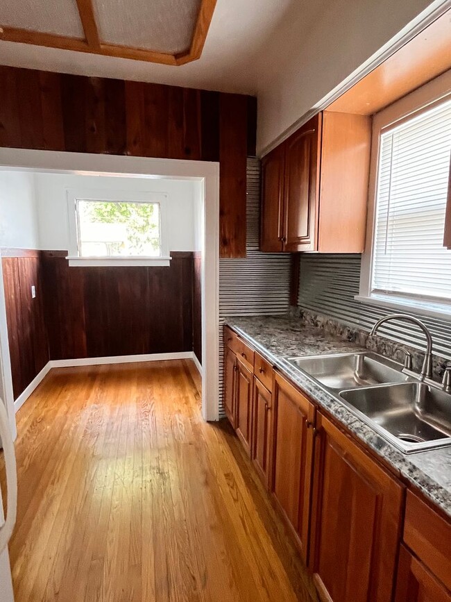 property at 319 N 34th St