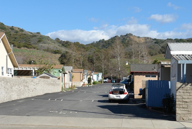 Las Encinas Mobilehome Park in Ventura, CA - Building Photo - Building Photo