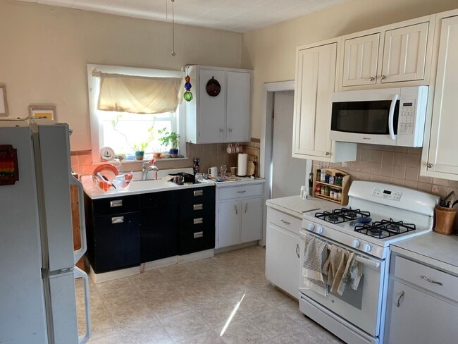 property at 15 Clarendon Ave