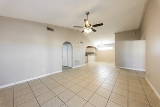 3104 N Copenhagen Dr in Avondale, AZ - Foto de edificio - Building Photo