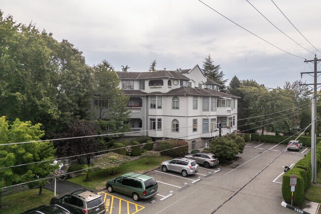 7680 Minoru Blvd in Richmond, BC - Building Photo - Building Photo