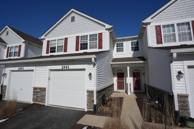 2441 Oneida Ln in Naperville, IL - Building Photo - Building Photo