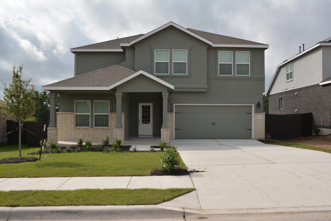 4128 Home Place Rd in Andice, TX - Building Photo