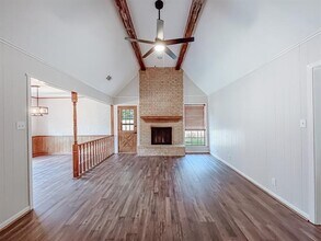 525 Oxford Ave in Corsicana, TX - Building Photo - Building Photo