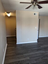 6228 Robinson St, Unit 4 photo'