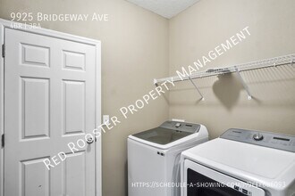 9925 Bridgeway Ave in Jacksonville, FL - Building Photo - Building Photo