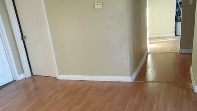 130 E Lincoln Hwy in Chicago Heights, IL - Building Photo - Building Photo