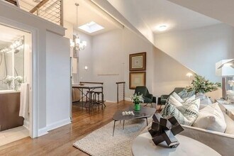 80 Rutland St, Unit 3 in Boston, MA - Building Photo - Building Photo
