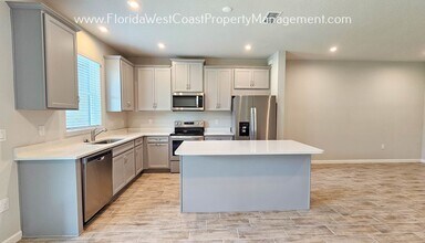 11836 Sky Acrs Ter in Bradenton, FL - Building Photo - Building Photo