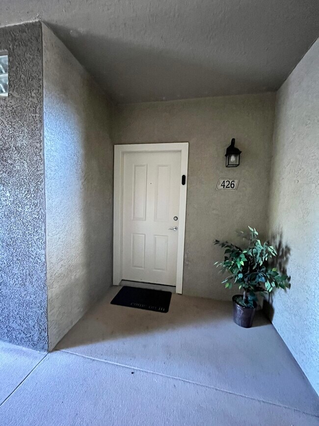 22681 Oakgrove, Unit 426 in Aliso Viejo, CA - Building Photo - Building Photo