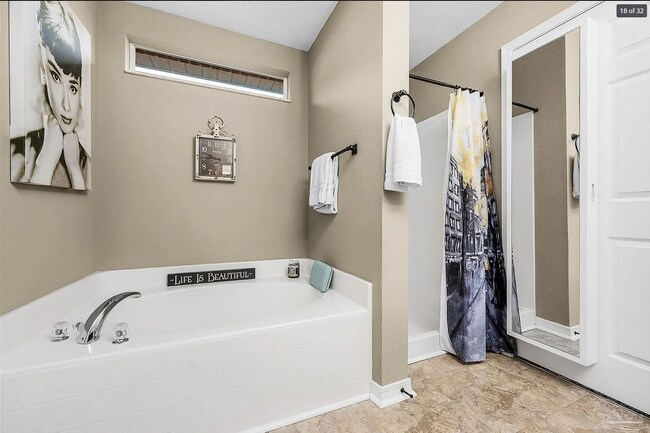 4859 Hilarita Cir in Pace, FL - Building Photo - Building Photo