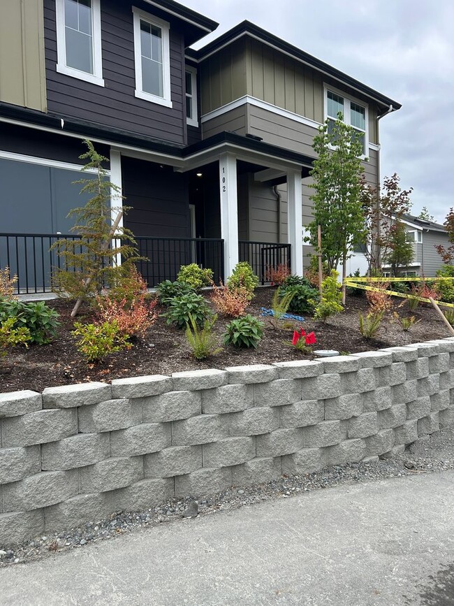 property at 19241 NE 69th Cir