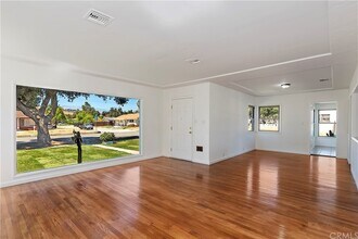 3495 N Sierra Way in San Bernardino, CA - Building Photo - Building Photo