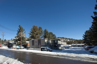 1548-1566 Tavern Rd in Mammoth Lakes, CA - Building Photo - Building Photo