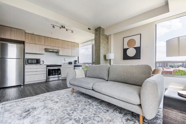 301 M St SW in Washington, DC - Building Photo - Building Photo