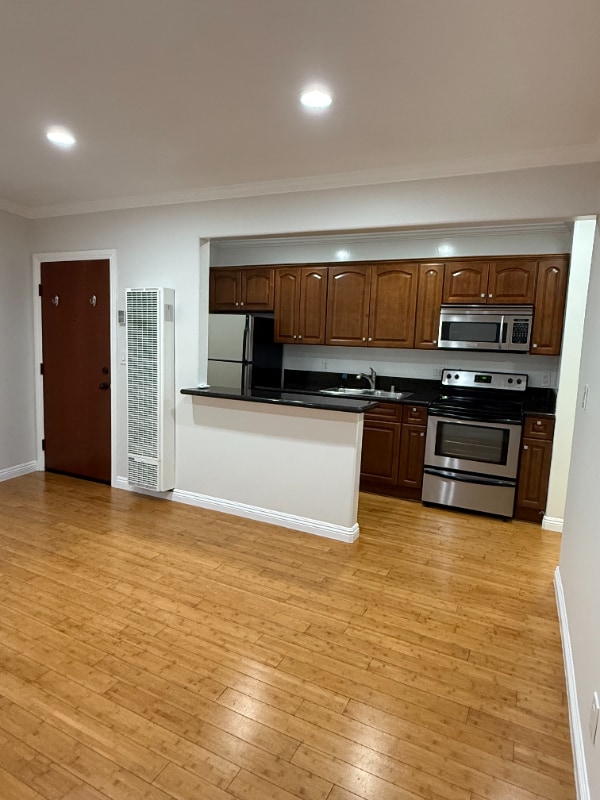 property at 4415 Inglewood Blvd