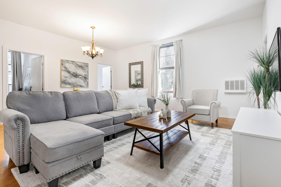 159 E 116th St in New York, NY - Foto de edificio