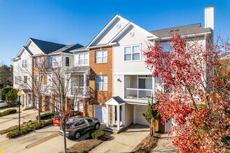 Fox Mill Station in Herndon, VA - Building Photo - Building Photo