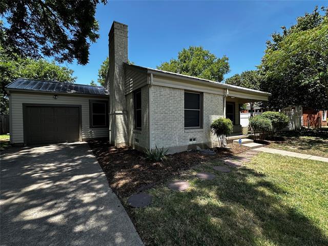 6458 Camp Bowie Blvd in Fort Worth, TX - Building Photo