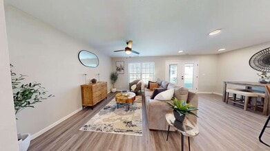 The Woods Townhomes in Springfield, MO - Building Photo - Building Photo
