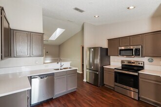 282 Turtle Dove Dr in Orange Park, FL - Building Photo - Building Photo