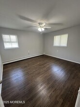 19 Mt Blanc Ln in Toms River, NJ - Building Photo - Building Photo