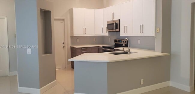 1628 Salerno Cir in Weston, FL - Building Photo - Building Photo