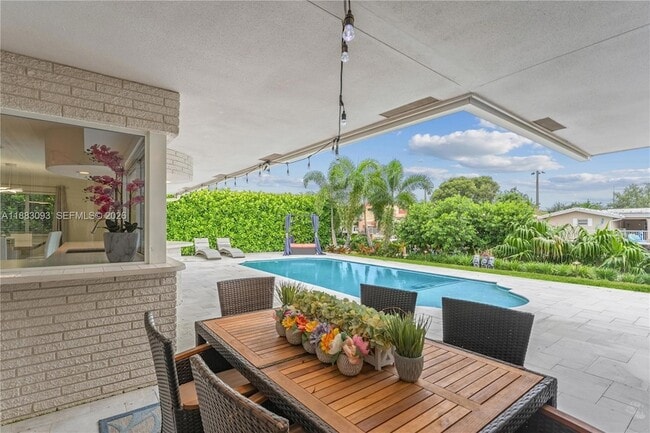 property at 1424 NE 53rd Ct