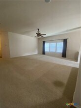 112 Yaupon Cove in Kyle, TX - Foto de edificio - Building Photo