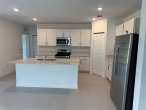 5885 Sweetwood Dr in St Lucie West, FL - Building Photo - Building Photo