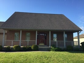 1184 Huron Ct in Sidney, OH - Building Photo