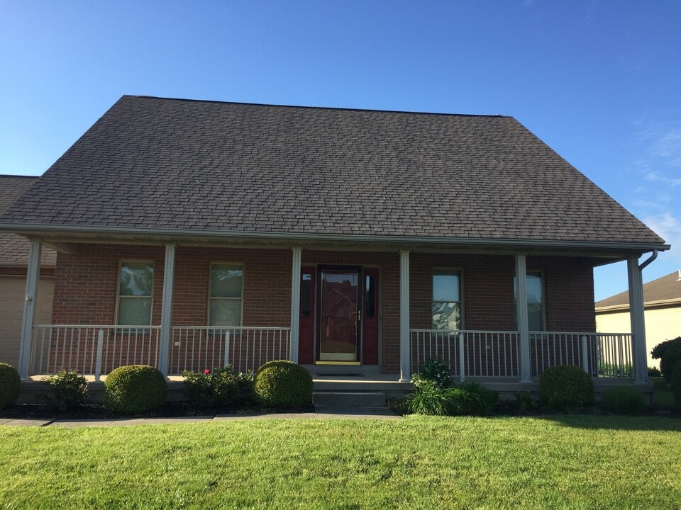 1184 Huron Ct in Sidney, OH - Building Photo