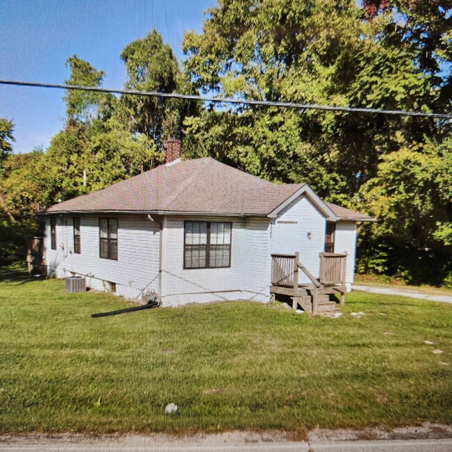 property at 1049 Hollywood Heights Rd