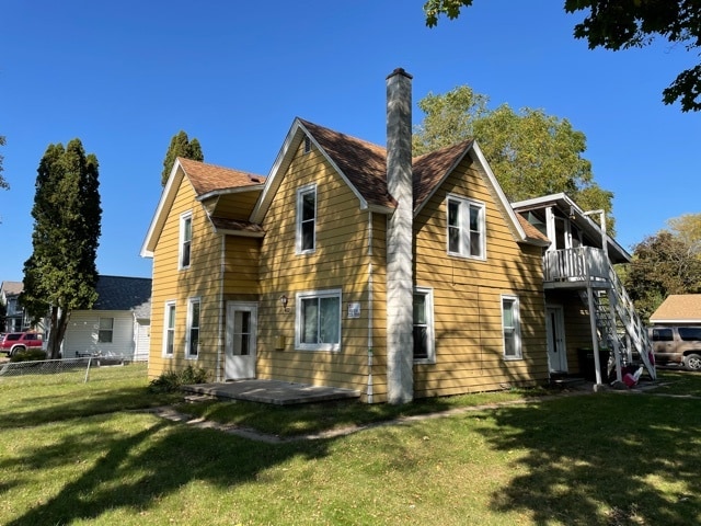 403 13th Ave W