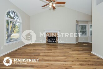 27 Westminster Dr in Cartersville, GA - Foto de edificio - Building Photo