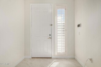 6745 N 93RD Ave, Unit 426 in Glendale, AZ - Building Photo - Building Photo