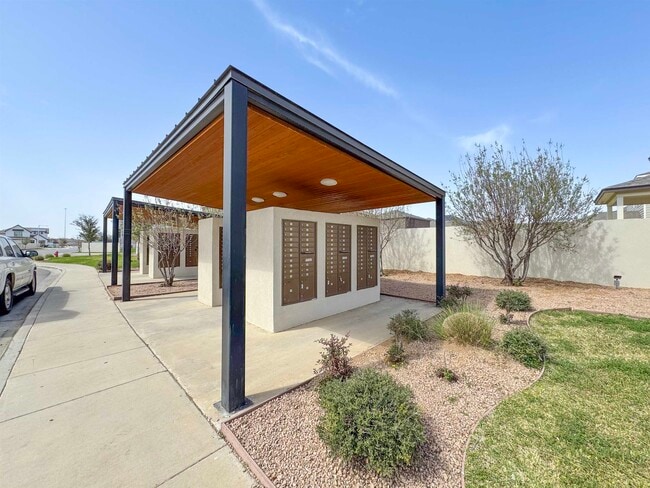 1222 Sambar Lp in Laredo, TX - Building Photo - Building Photo