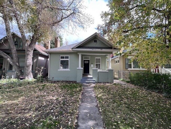 property at 923 S 400 E
