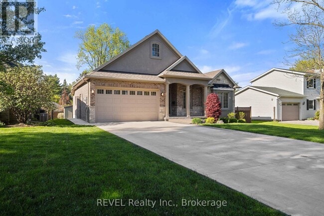 39 Hurricane Rd in Pelham, ON - Building Photo - Building Photo