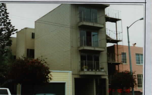 2121 Turk Blvd in San Francisco, CA - Building Photo