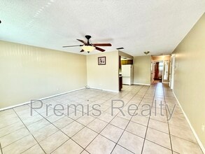 1308 Amble Ln in Clearwater, FL - Building Photo - Building Photo