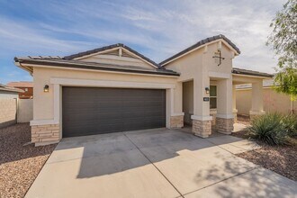 4613 W Ginger Ave in Coolidge, AZ - Building Photo - Building Photo