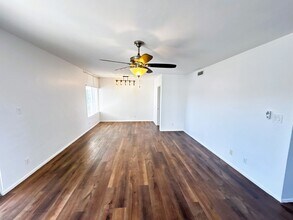 100 W Maryland Ave in Phoenix, AZ - Building Photo - Building Photo