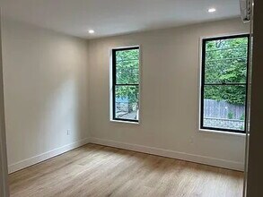 74 Bailey St in Boston, MA - Building Photo - Building Photo