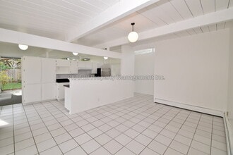 513 Idylberry Rd in San Rafael, CA - Building Photo - Building Photo